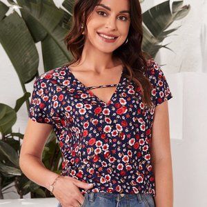 V-Neck Ditsy Floral Top